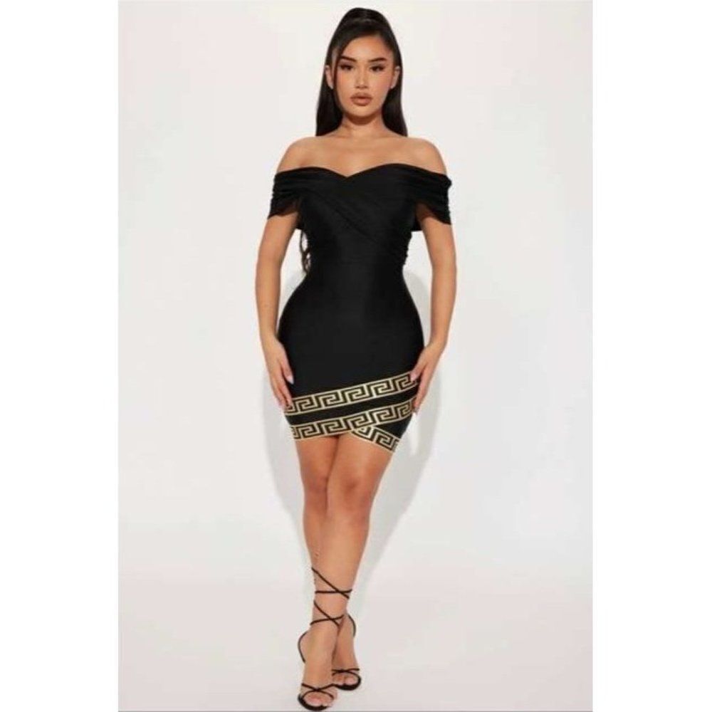 Fashion Nova Vanessa Off Shoulder Mini Bodycon Dress Size Medium Black LBD Sexy